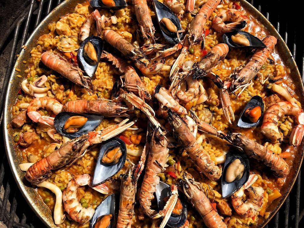 Paella Mariscos PitRoom Q-Style